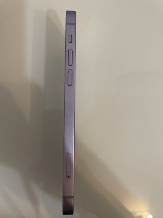 iPhone 12 color lilla