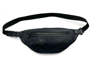 Riñonera Louis Vuitton Negra