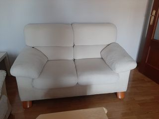 Sofá de 2 plazas beige