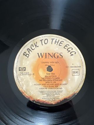 Vinilo Wings Back to the Egg