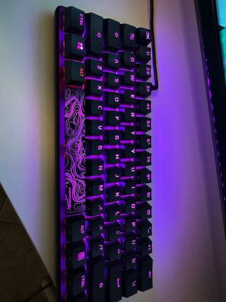Teclado Mecânico HyperX Alloy Origins 60%