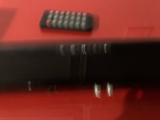 Barra de sonido negra