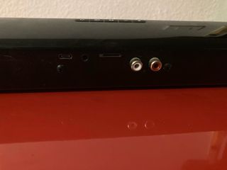 Barra de sonido negra