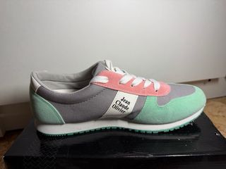 Zapatillas Jean Claude Olivier nuevas – Talla 38