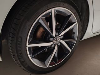 Toyota Auris 1.8 hybrid