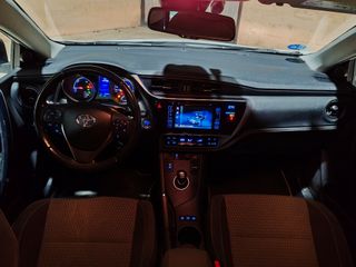 Toyota Auris 1.8 hybrid