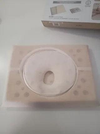 Cuna de madera con colchón