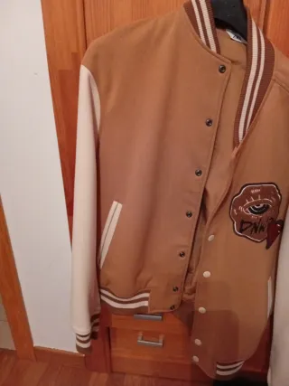 Chaqueta Zara Bomber Beige Talla M