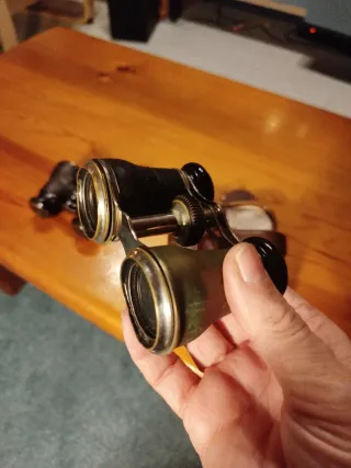 Prismáticos de teatro negros