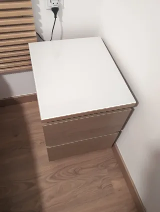 Mesita de noche Ikea Malm