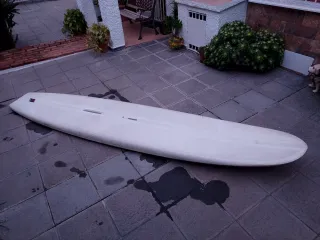 Tabla d surf blanca con complementos, 2"60 x 70 cm