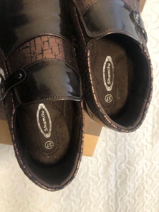 Zapatillas Mujer Marrón y Dorado