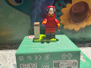 Minifigura LEGO Serie 28: Disfraz de loro