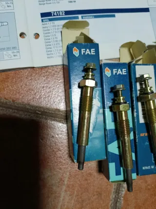 4 Calentadores FAE 74178 Opel Isuzu