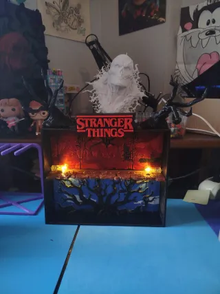 Espositore Kinder Joy Stranger Things Sottosopra