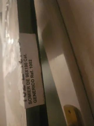 2 Somieres 90x190, uno con patas plegables