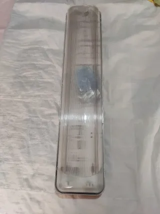 Pantalla de luz estanca