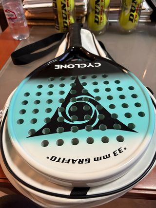 CHOLLO 2 Palas de Pádel + Macuto Munich + pelotas