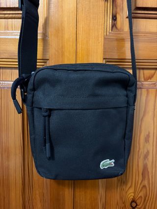 Riñonera Lacoste Negra