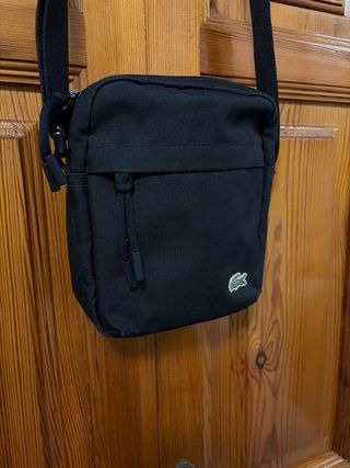 Riñonera Lacoste Negra
