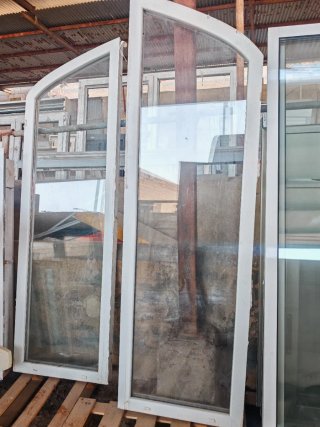 2 Fijos arqueados 63 x 206