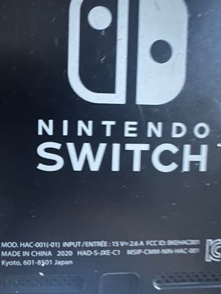 Nintendo Switch con juegos y mandos