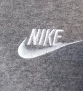 Chándal Nike gris niño