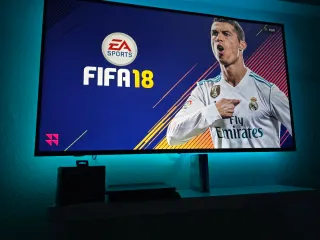 Consola PS4 Slim 1TB Negra + Juegos y Mando