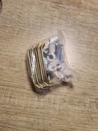 Kit Clips y Tornillos para Frigorífico