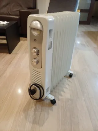 Radiador Eléctrico Grande Blanco