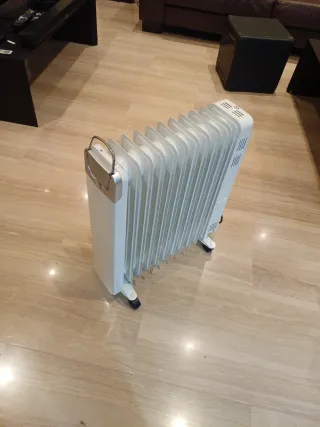 Radiador Eléctrico Grande Blanco