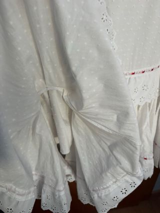 Bata flamenca blanca