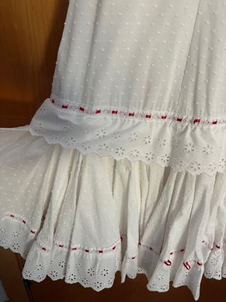 Bata flamenca blanca