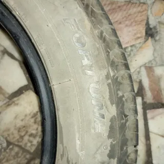 Neumático 195/60R15