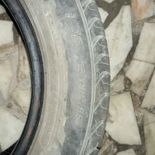 Neumático 195/60R15