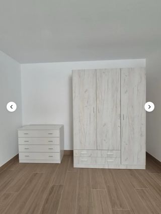 Liquidación:canapés y colchones armarios y sofas