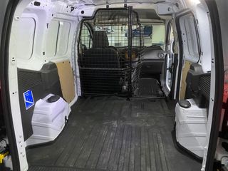 Alquiler Ford Transit Courier