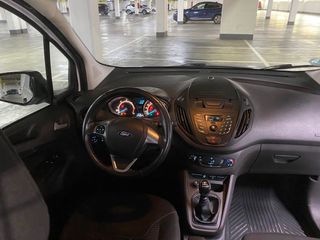 Alquiler Ford Transit Courier