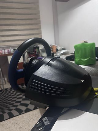 Volante Thrustmaster T150 PRO (PS4 PS5 PC)
