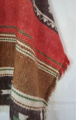Bufanda étnica marrón y naranja