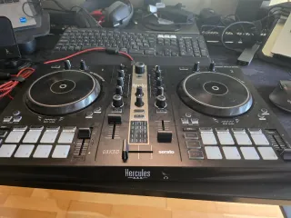 Hercules DJControl Inpulse 300 MK2