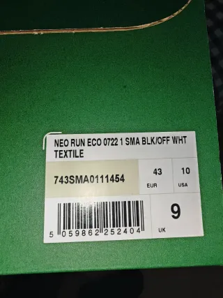 Zapatillas Lacoste Neo Run Eco Negras/Grises