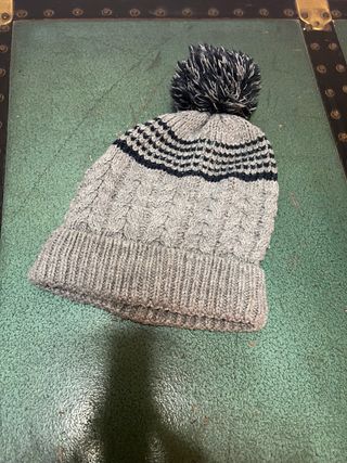 Berretto invernale con pompon