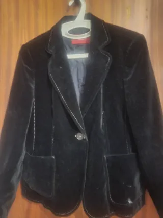 Americana Burberry Negra