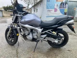 Yamaha FZ6