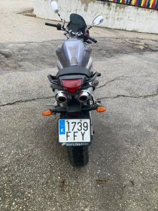 Yamaha FZ6