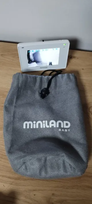 Cámara Vigila Bebé Miniland con Trípode Flexible