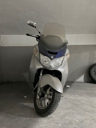 Moto burgman 400