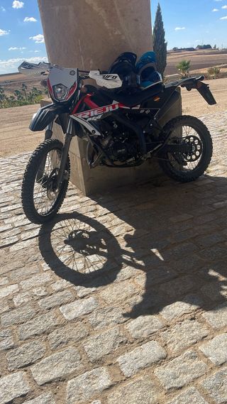 Rieju MRT 50 Enduro blanca/Rojo