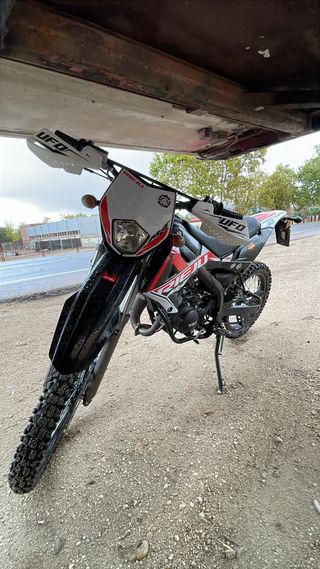 Rieju MRT 50 Enduro blanca/Rojo